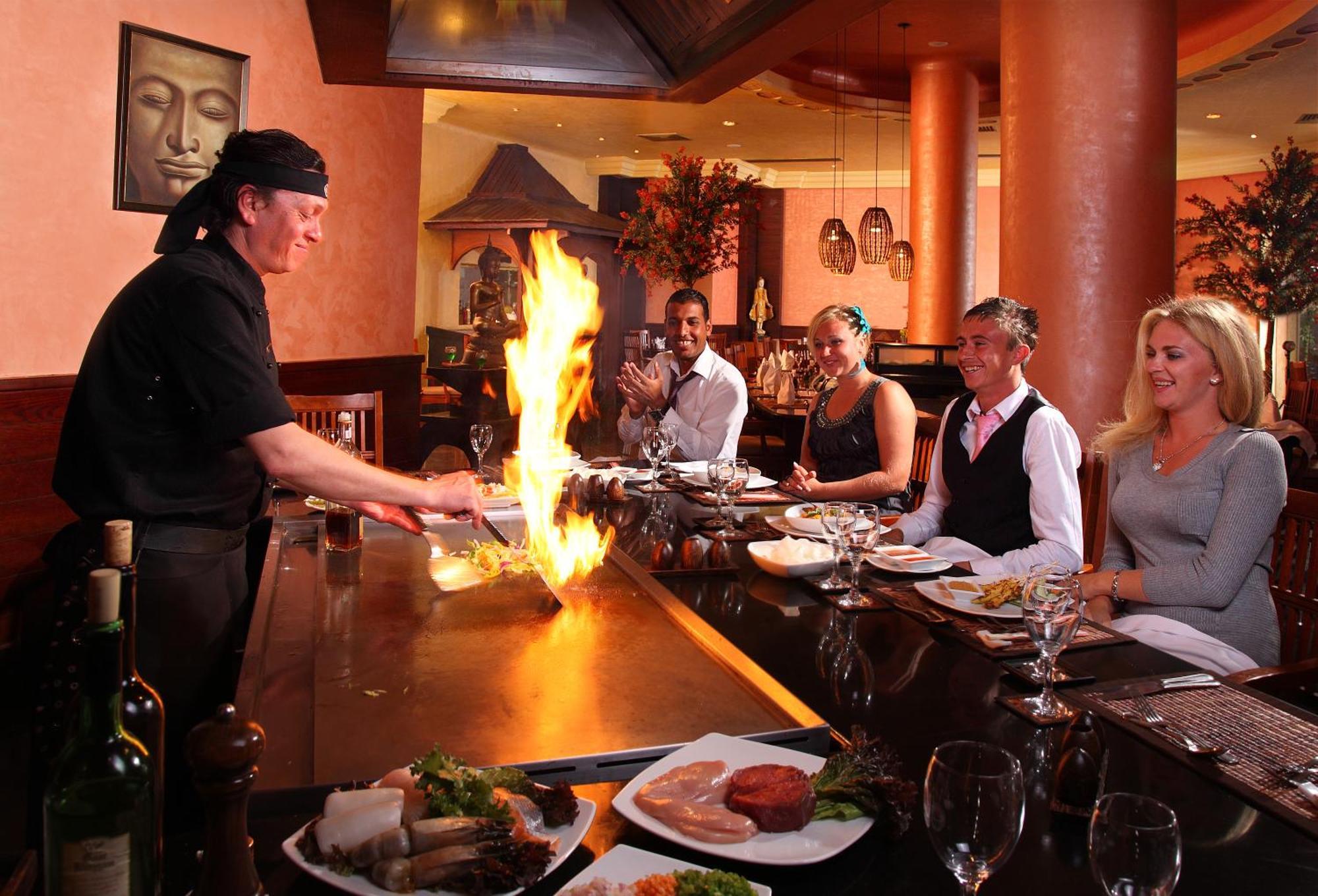 Hotel Xperience Kiroseiz AquaPark Premier-Naama Bay Sharm El-Sheikh Exterior foto A Japanese restaurant in the United States