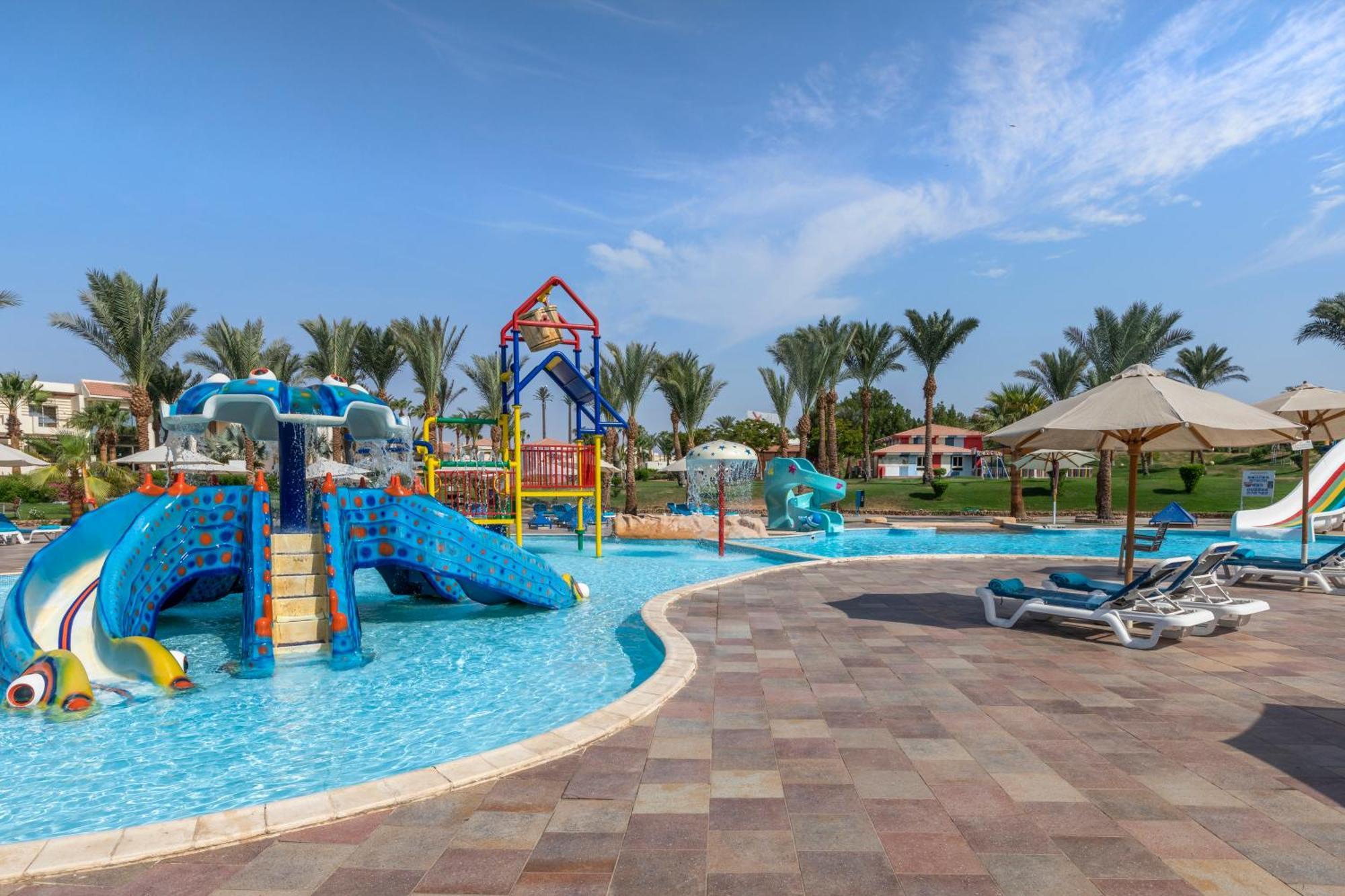 Hotel Xperience Kiroseiz AquaPark Premier-Naama Bay Sharm El-Sheikh Exterior foto Aqua Park at Hilton Sharm El Sheikh Resort
